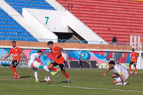 "قالولنا مش هتاخدوا الدوري".. 10 رسائل نارية من بيراميدز ضد الرابطة وفاركو (صور)